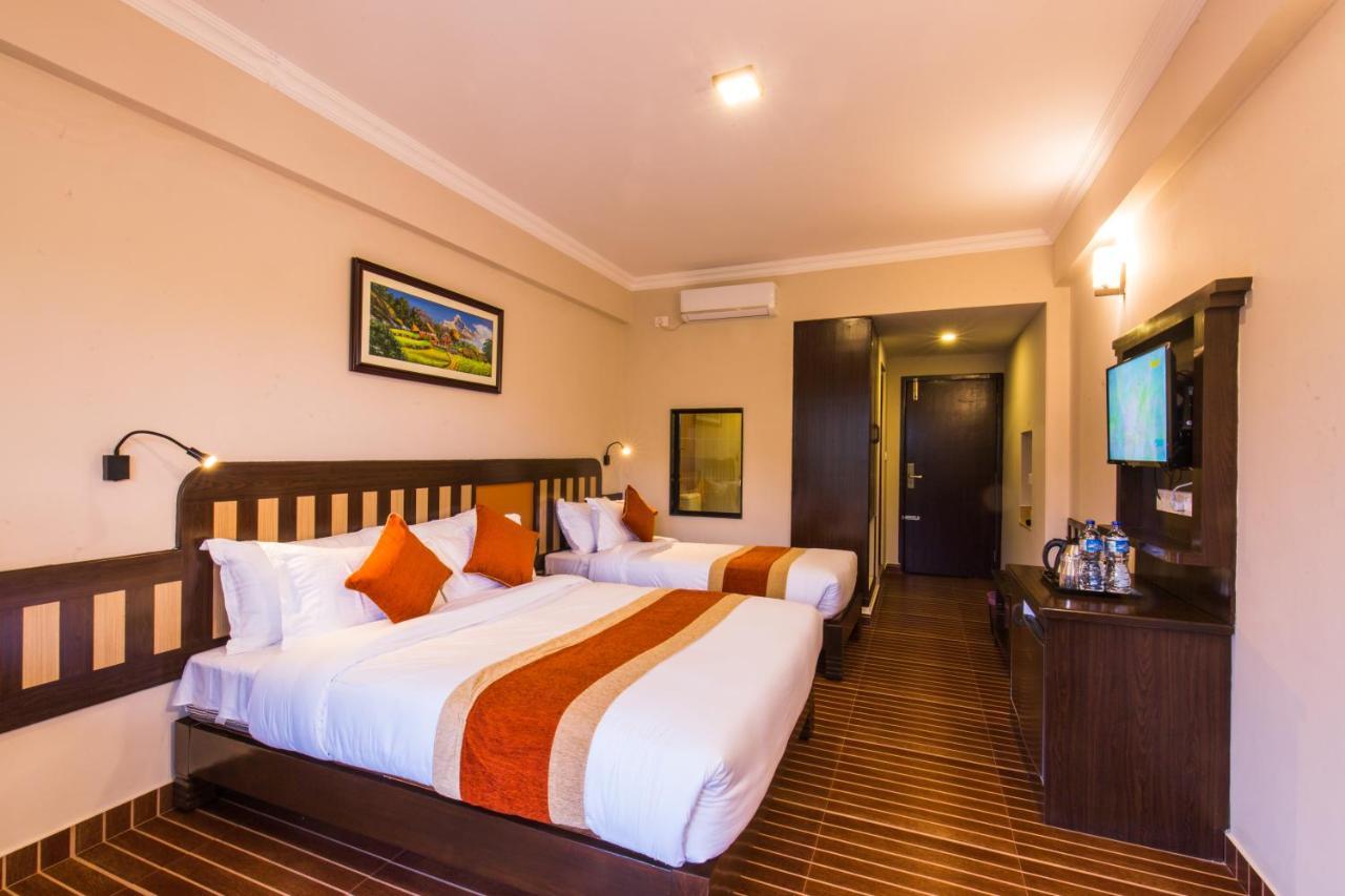 Hotel Kausi Pokhara Luaran gambar