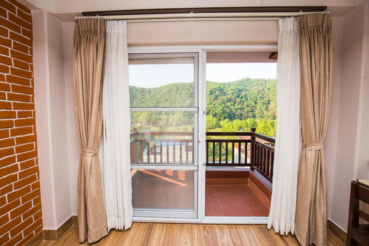 Hotel Kausi Pokhara Luaran gambar